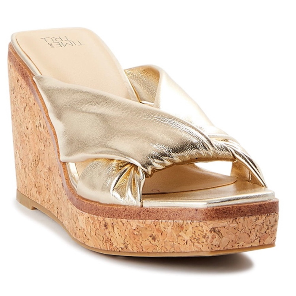 TIME and TRU Womens Comfort Gold Cork Wedge Platform Slip On Sandal Size…